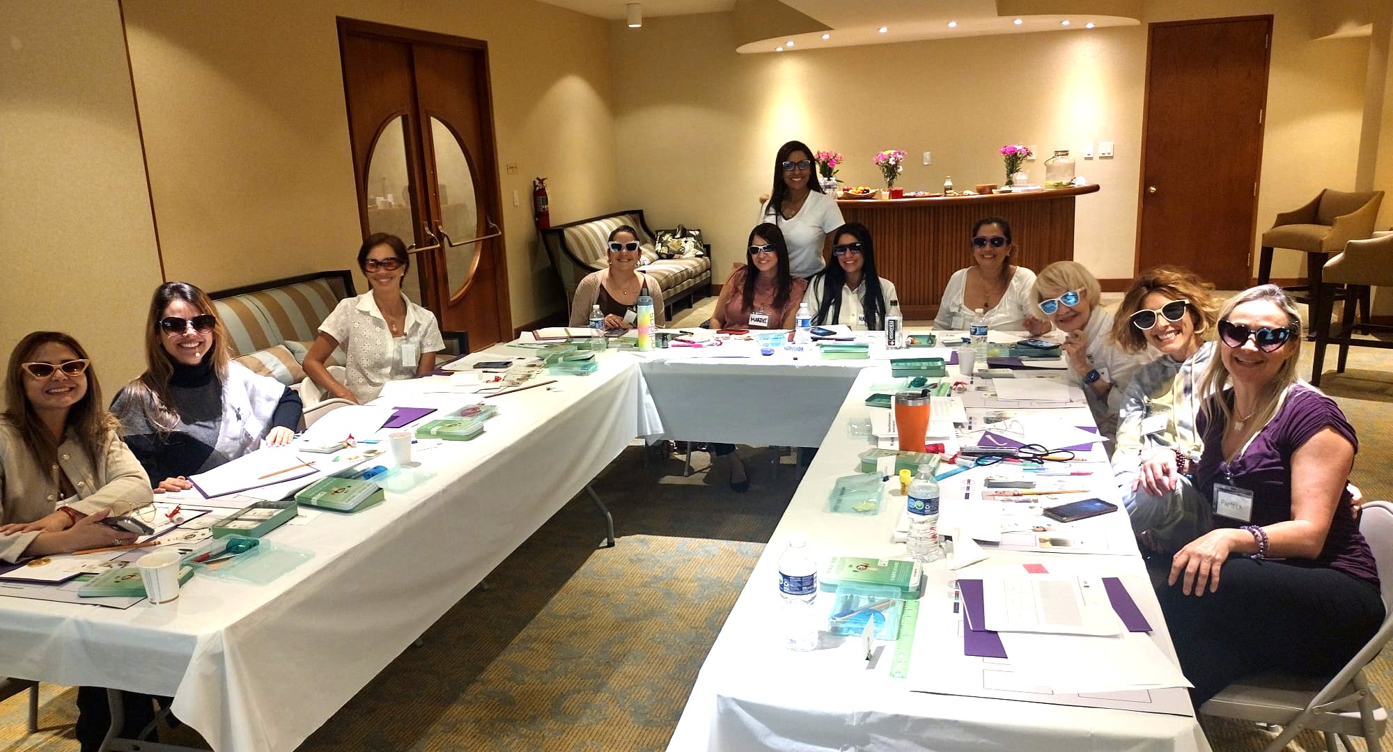 Taller presencial de Alinea y Avanza™ con un grupo de líderes